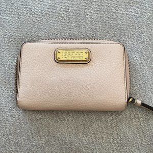 MARC BY MARC JACOBS 'Classic Q Mildred' Wristlet Wallet